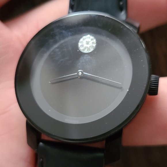 Movado bold womens watch leather band - Picture 2 of 6